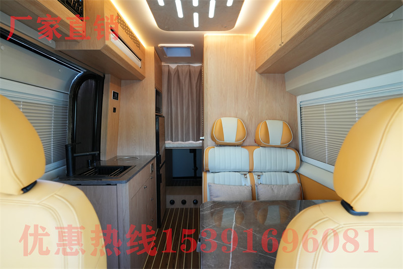 阿莫迪羅征服者越野房車(chē) 十字標(biāo)的房車(chē)叫什么名字
