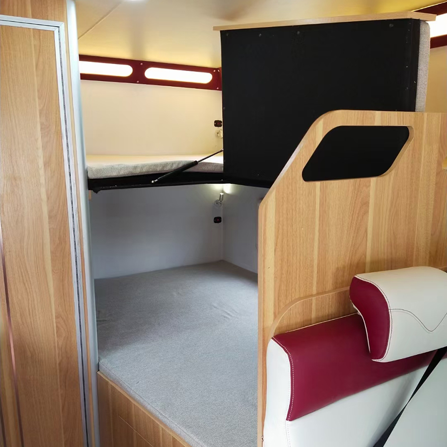 上汽躍進(jìn)H500輕卡平頭自動(dòng)擋房車(chē)-豎床+對(duì)坐卡座4 上汽躍進(jìn)H500輕卡平頭自動(dòng)擋房車(chē)-豎床+對(duì)坐卡座4